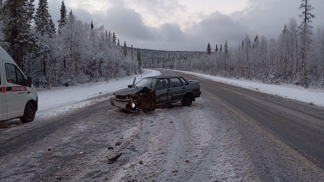 В результате ДТП под Апатитами одного человека госпитализировали